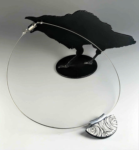 Necklace - Black and White Resin & Wire, PCN-7
